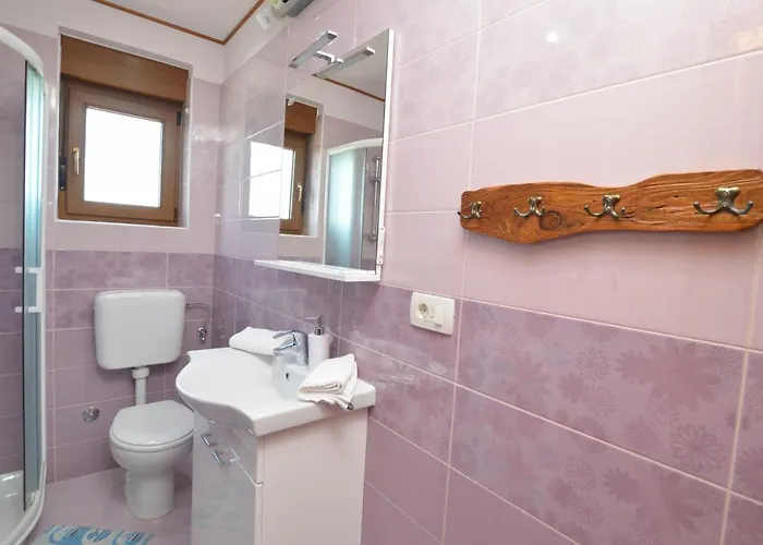 House Pobri Dom wakacyjny