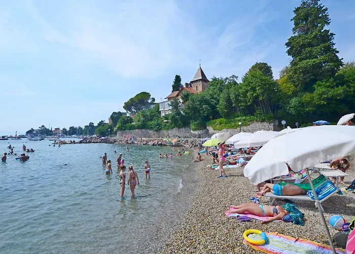 House Pobri Dom wakacyjny *