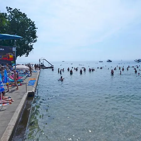 House Pobri אופטיה