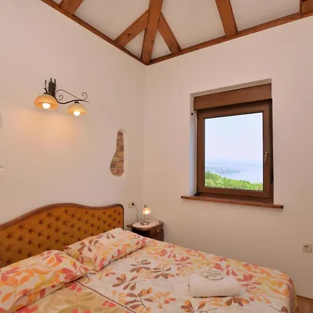 בית נופש House Pobri *