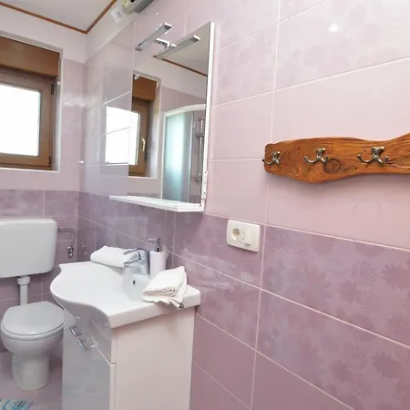 House Pobri בית נופש